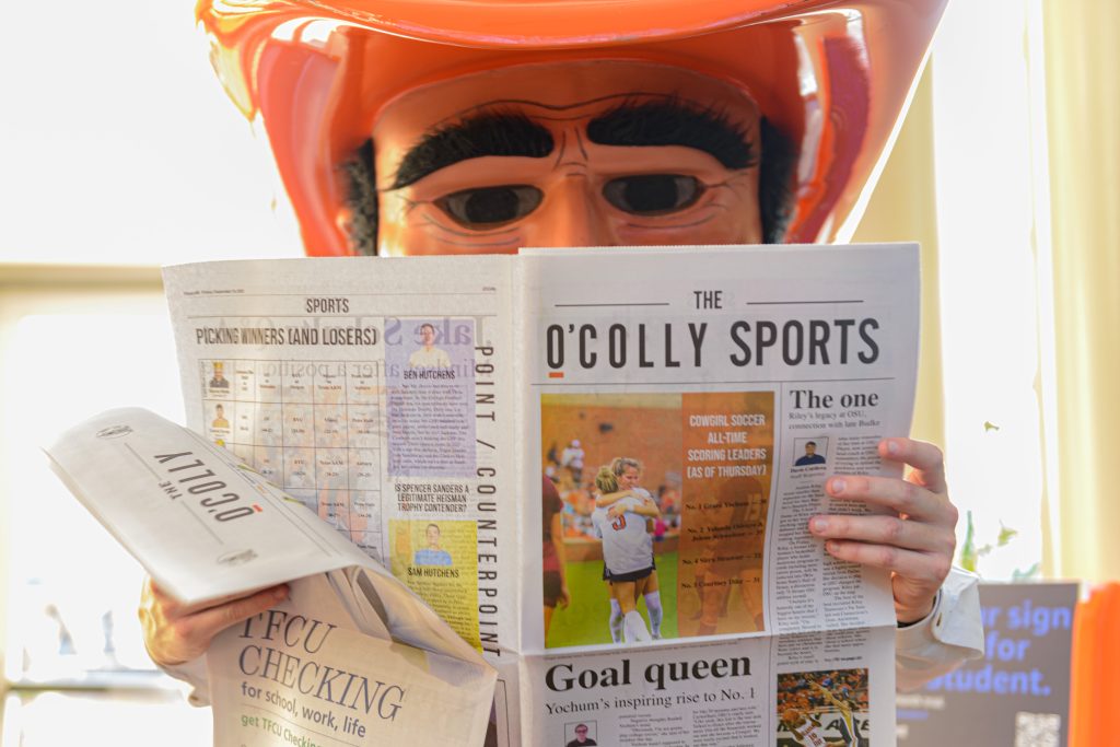 Pistol Pete reading the O&#039;Colly Sports section of the newspaper