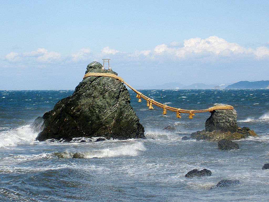 Meotoiwa, "husband and wife cliff", Futami, Mie, Japan